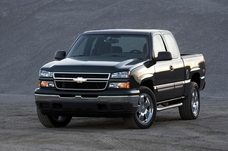  Chevrolet Silverado 2003 года  (фото 16 из 58)